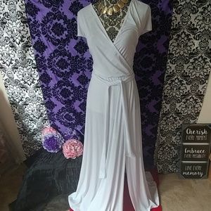 White goddess maxi dress 1X